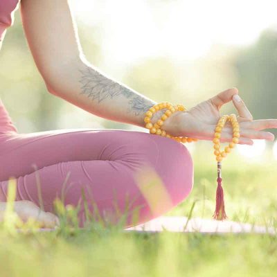 yoga-on-fresh-air-9NMCWV6